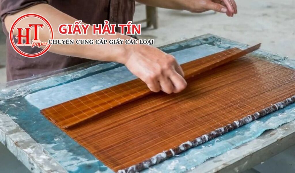 Giấy bản thủ công